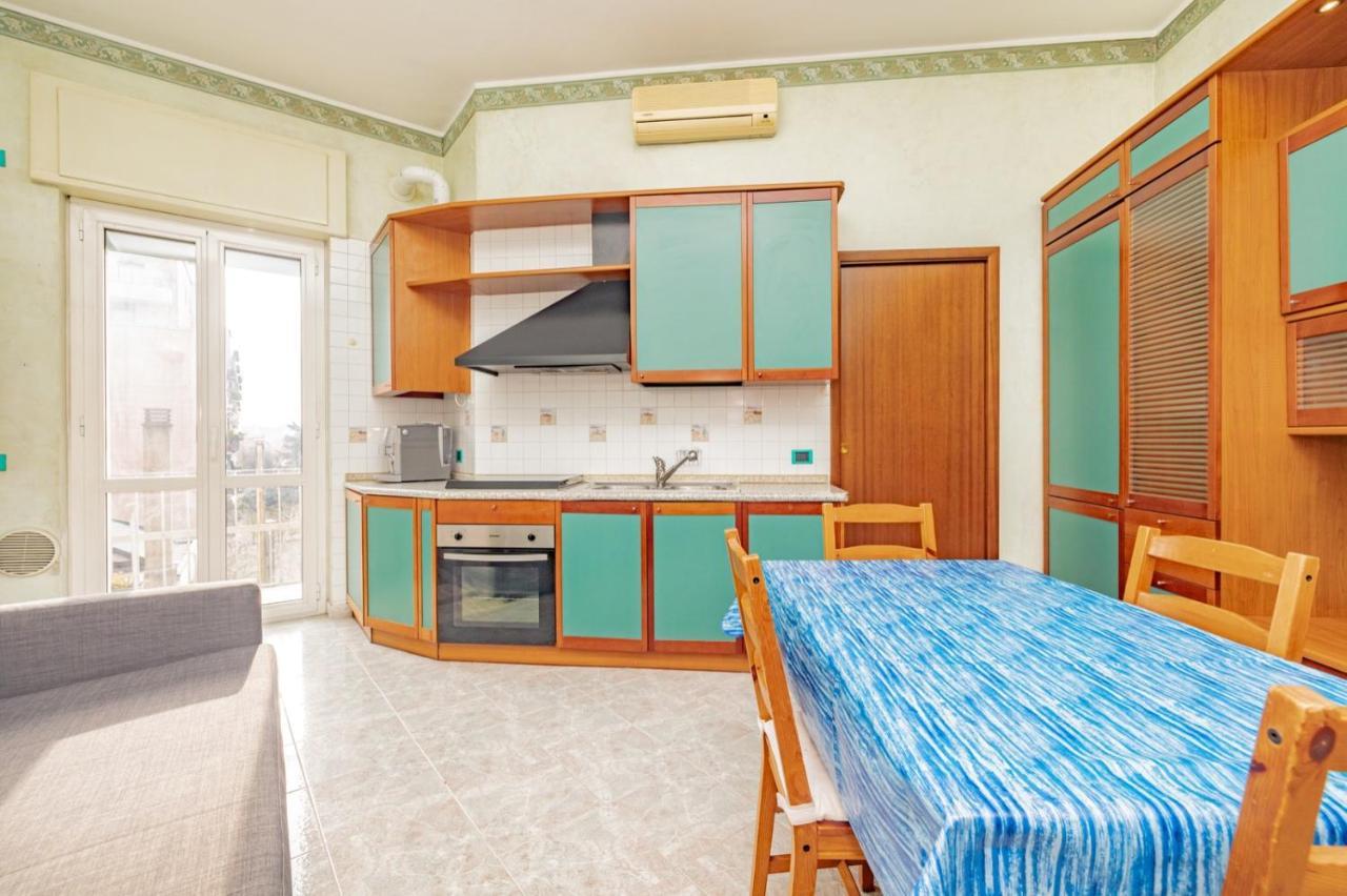 Casa Vicinissima All'Ospedale San Paolo Milan Extérieur photo